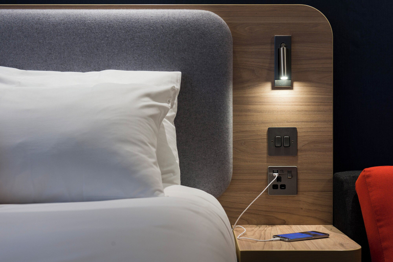 Bedroom 4, Holiday Inn Express GLASGOW AIRPORT by IHG, Renfrewshire