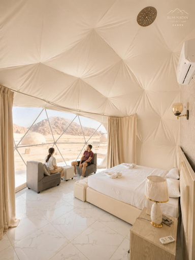Bedroom 2, RUM NADINE LUXURY CAMP & Bubbles Hotel, Quaira