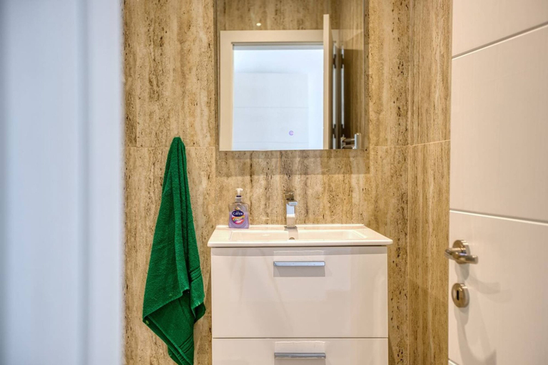 Room 5, Xag ra Apartment With Sea Views Balcony Gozo