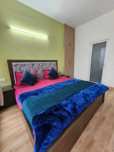 Room 5, Sukon House by Crimson Horizon, Dehradun