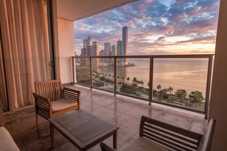 Property grounds, Luma Rentals Apartments, Panamá