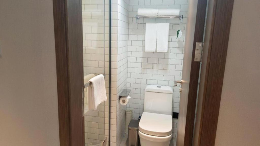 Bathroom, Citadines Yunlong Lake Xuzhou, Xuzhou