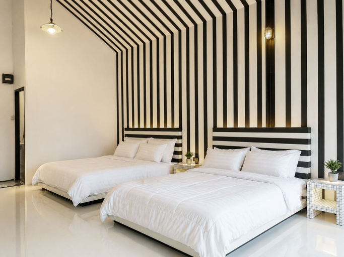 Room 3, S-Cape at Rim Khwae, Si Sawat