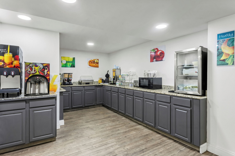 Food & Drinks 5, Quality Inn & Suites Ridgeland, Jasper