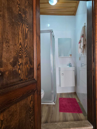 Bathroom, Şefika Hanım Konağı, Ayvalık