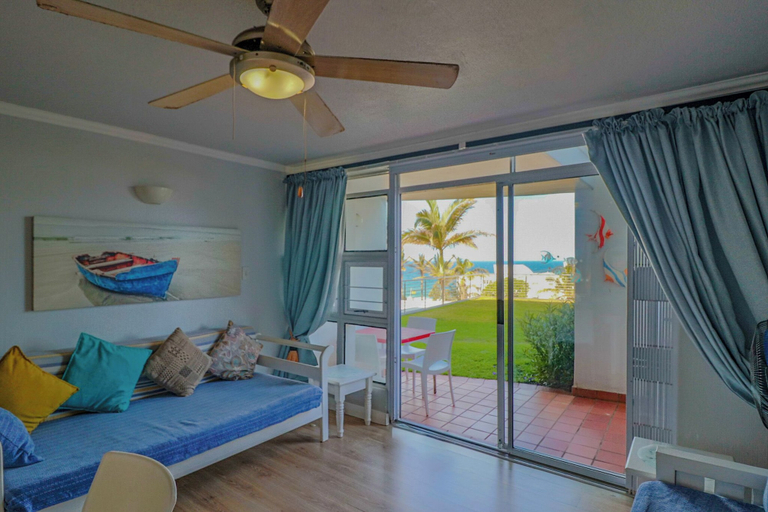 Interior 2, Chaka's Cove 64, iLembe
