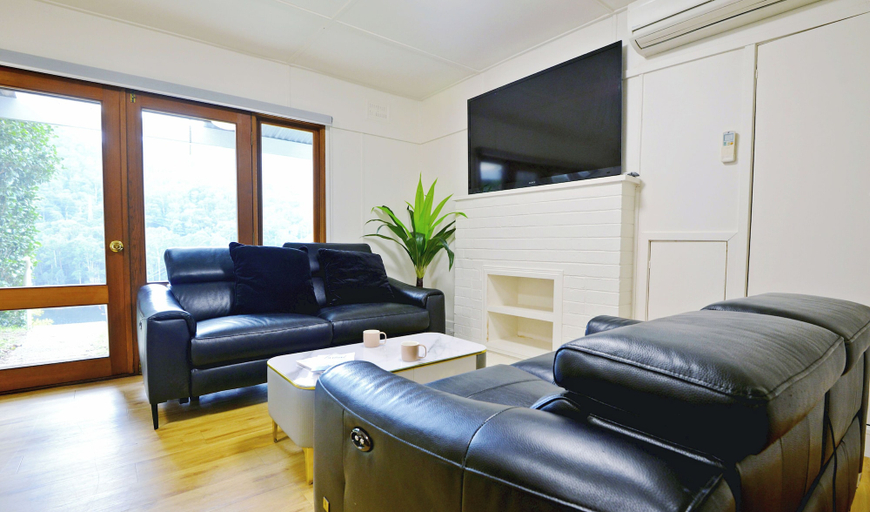 Living area 2, StayAU Big group Retreat Falls Creek, Alpine - East