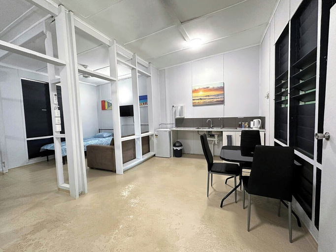 Room 3, Golden Sands Retreat, Cox Peninsula