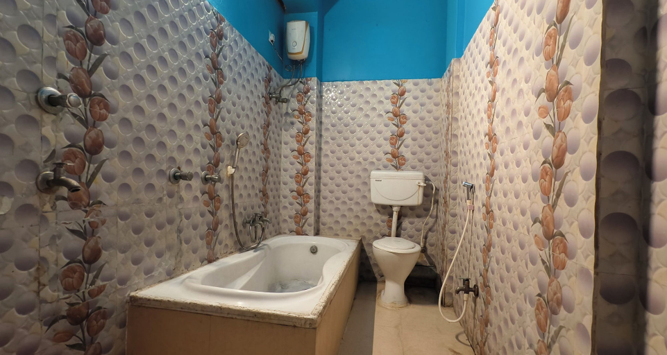 Bathroom, Hotel Air View, North 24 Parganas