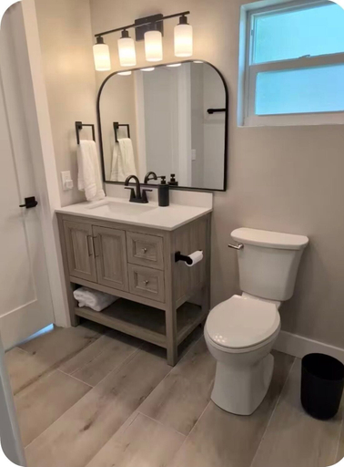 Bathroom 3, The Eden, Lee