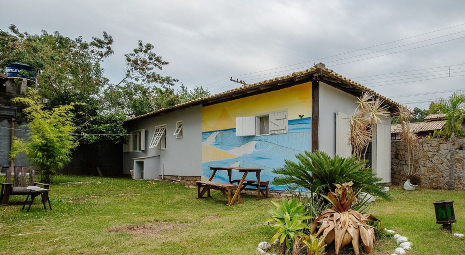 Exterior 5, Charming House Just Minutes From the Beach Prn0003, Imbituba