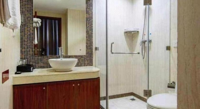 Bathroom 4, Qingdao TianRun JinWang Hotel, Qingdao