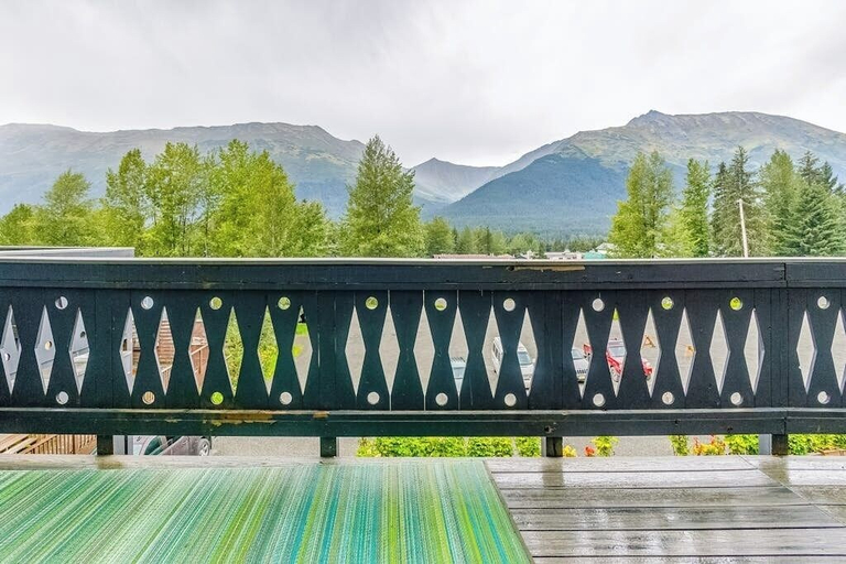 Interior 2, One-bedroom Loft Condo w/ Full Mountain Views, Anchorage