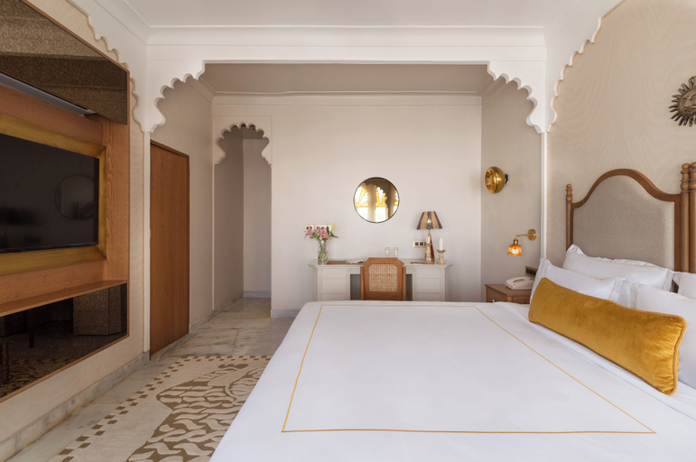 Room 5, Mewar Manor by My Downtown Hotels - Jhadol Haveli, Udaipur