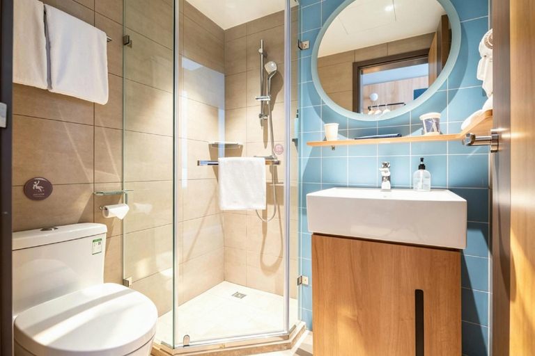 Bathroom 3, Home Inn Neo Chengdu Qingbaijiang Wanda Plaza, Chengdu