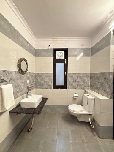 Bathroom 3, Fortune Home Service Apartment Sector-72, Gautam Buddha Nagar