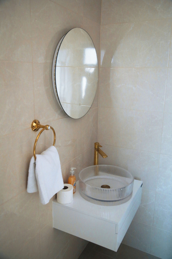 Bathroom 2, Nature Heals by Todoroff, Devin