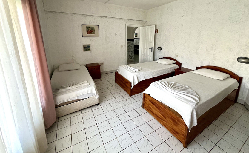 Bedroom 5, Delphin Apart Hotel, Manavgat