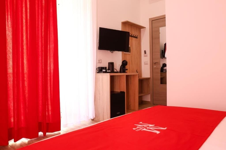 Bedroom 4, Mia Napoli, Napoli