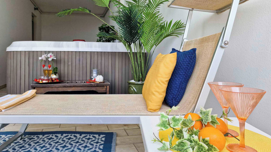 Balcony 5, Sea View Penthouse With Hydro-massage, Venezia