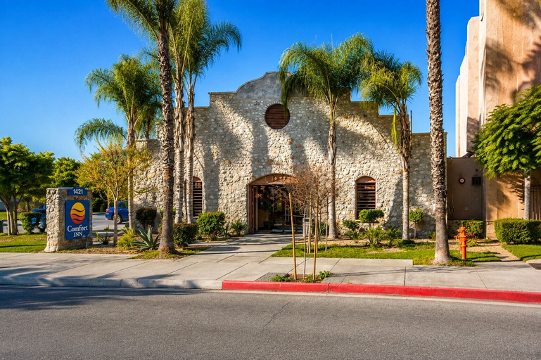 Exterior & Views 2, Comfort Inn Pomona near Fairplex, Los Angeles