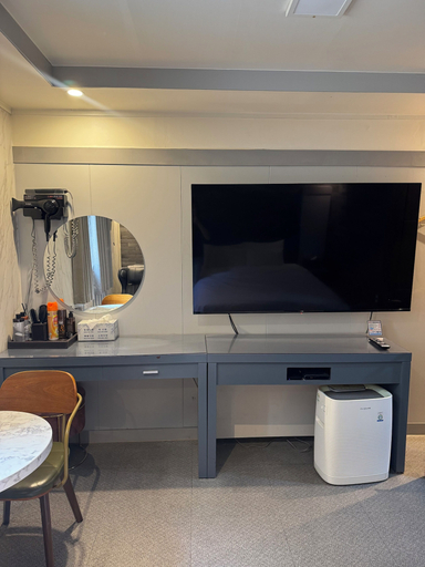 Others 4, OK Hotel, Gwangsan