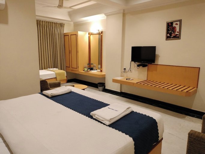 Room 2, Hotel Annamalai, Tiruchirappalli