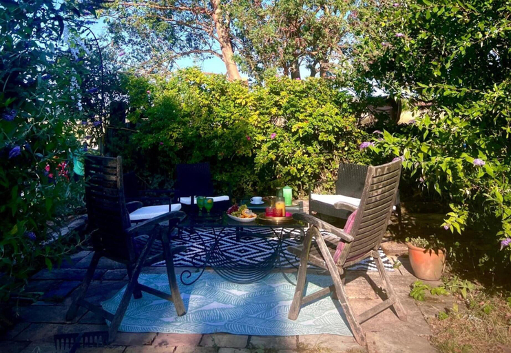 Terrace/patio, Beautiful Rural Dorset Cottage Escape - Sleeps 8, Dorset