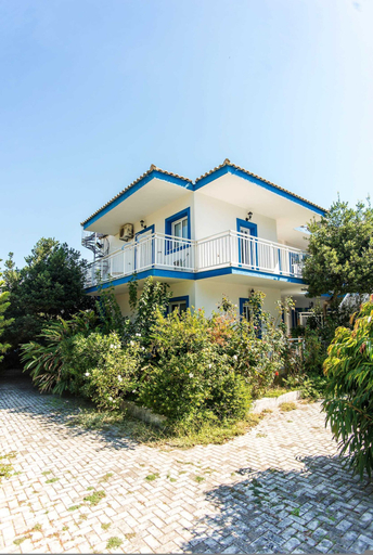 Room 2, Bluewhite Studio - Cozy Garden Nest, Ionian Islands