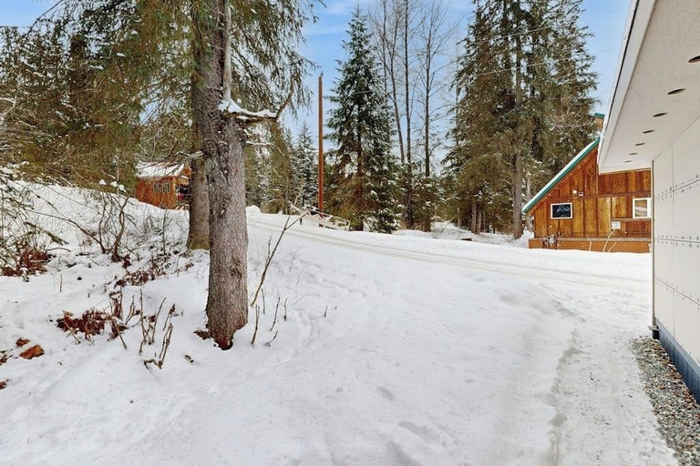Interior 3, Container-home Cottage Near Alyeska & Double Musky, Anchorage
