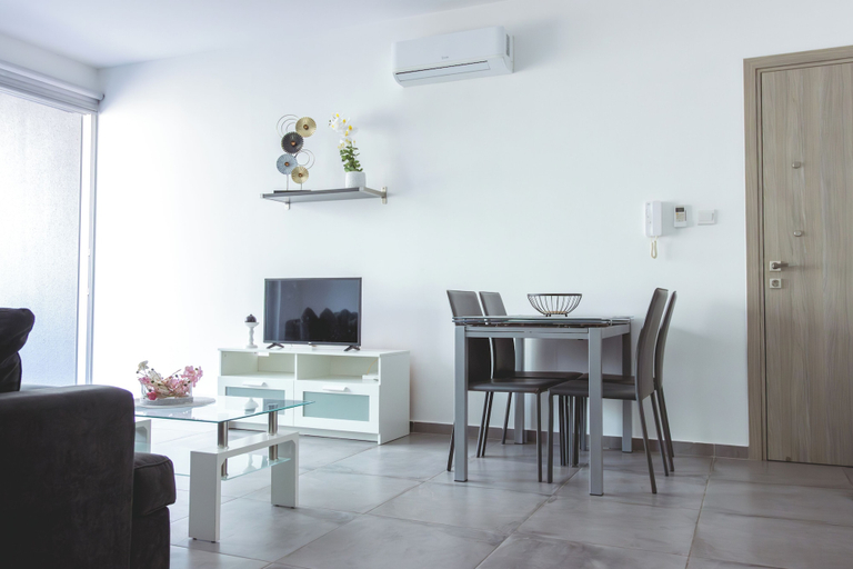 Dining, Modern 1BR Apartment in Strovolos