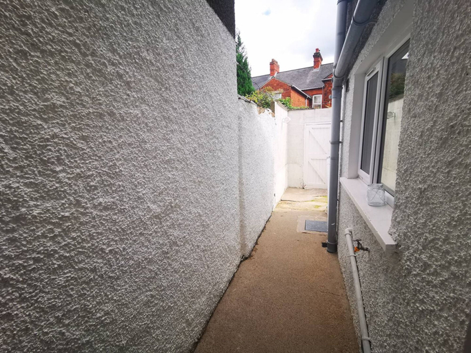 Exterior & Views, 4BR Modern Botanic House, Belfast