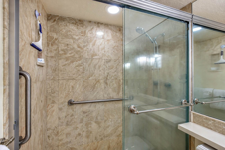 Bathroom 5, Punahoa Beach 201 - Direct Ocean Front, Beautiful Renovation, Split AC, Wi-fi, Maui