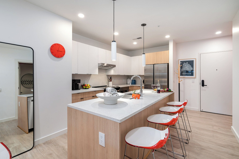Private kitchen 5, Hyve - Southern Comfort - Walk to Broadway, Davidson