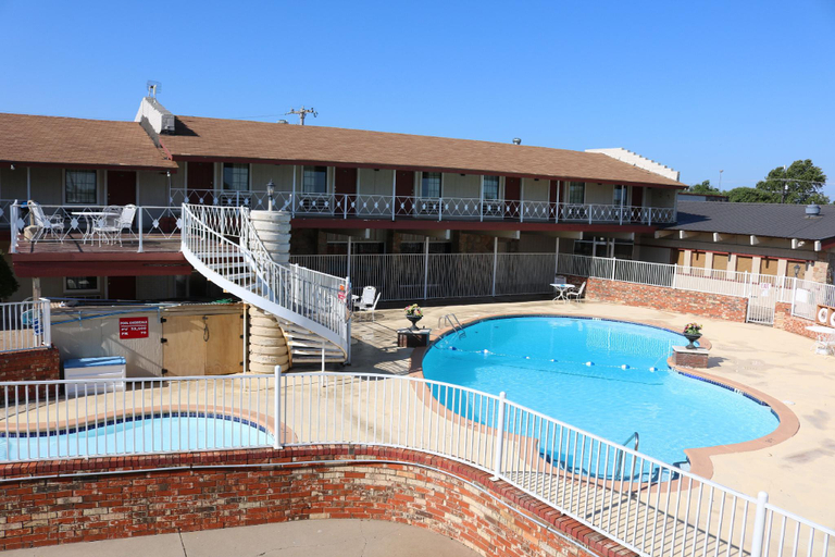 Exterior & Views, Friendship Inn, Jackson
