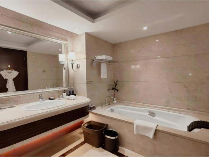 Bathroom 4, Linyi Blue Horizon International Hotel Yi He, Linyi