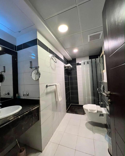 Bathroom 5, Smart Gate Hotel Apartment, Jizan