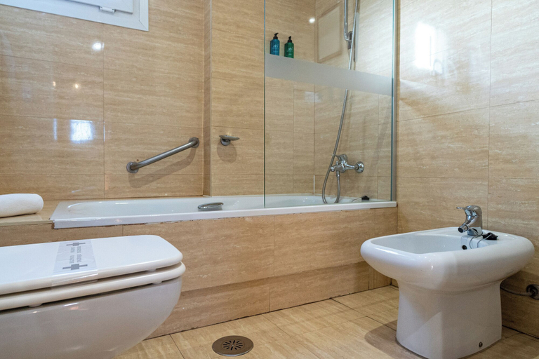 Bathroom 4, Sercotel Avenida Hotel Almería, Almería