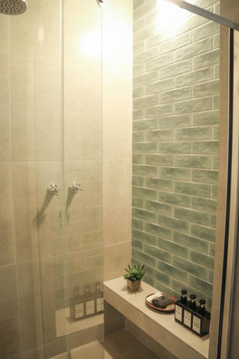 Bathroom 3, Jan Harmsgat Country House, Cape Winelands