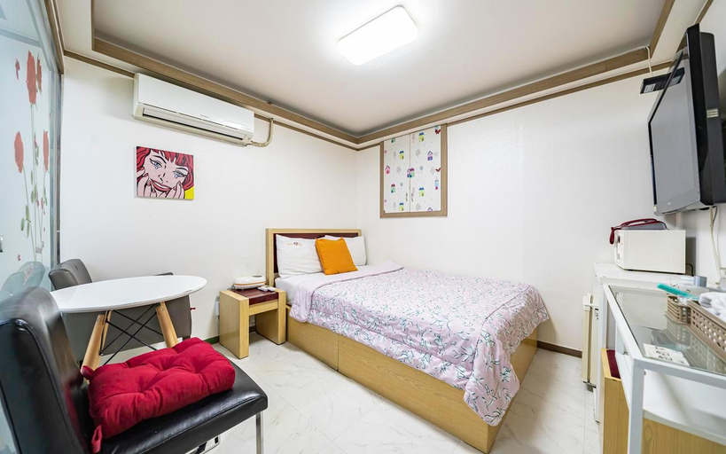 Bedroom 2, Yeonsinnae W, Eun-pyeong