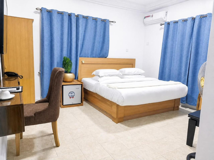 Bedroom, Taverna Lounge & Boutique Hotel, Port Harcourt