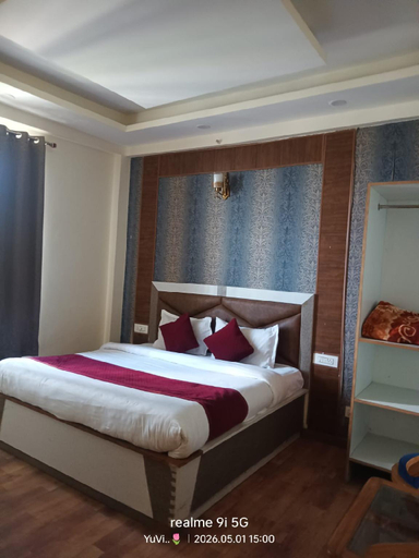 Bedroom 3, Apple Inn, Shimla