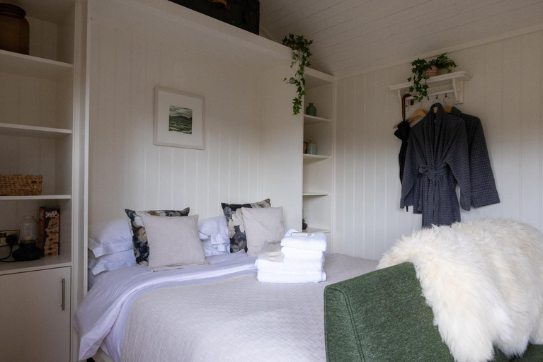 Bedroom 3, The Deerstone Luxury Eco Hideaway