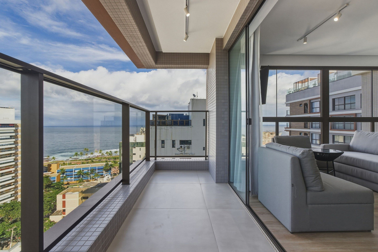 Interior 4, Lit 760 - Close to the Beach and the Convention Center Housi by Carpediem, Salvador