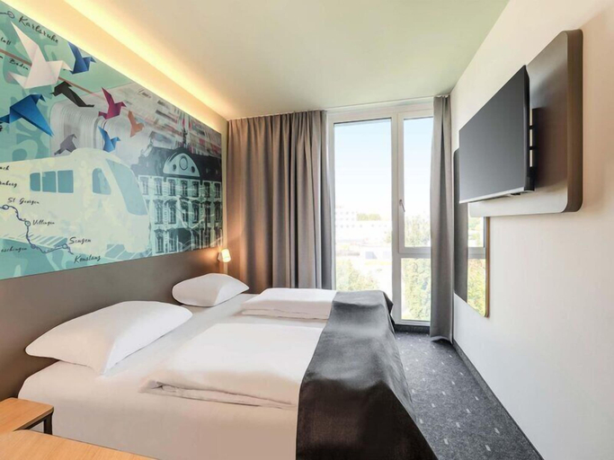 Bedroom 4, B&B HOTEL Offenburg-Hbf, Ortenaukreis