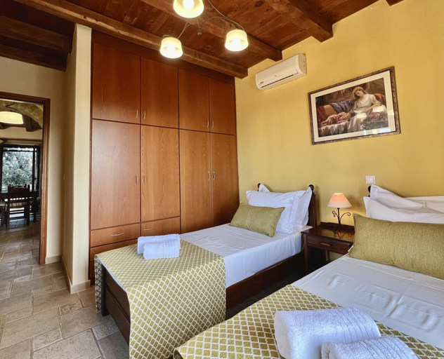 Bedroom 5, Villa Afrati in Plaka, Crete
