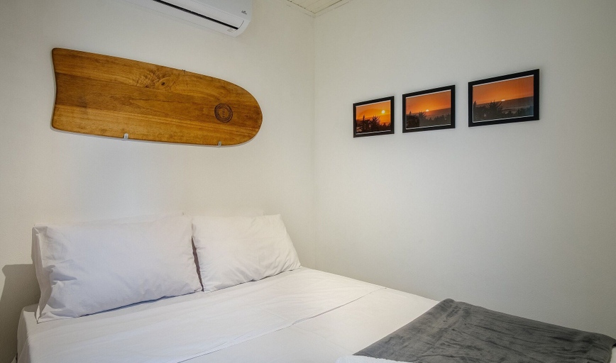 Room 3, Charming House Just Minutes From the Beach Prn0003, Imbituba