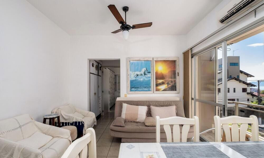 Outdoor dining, Nice apt 7 Minutes From Canasvieiras Beach Vdm101, Florianopolis