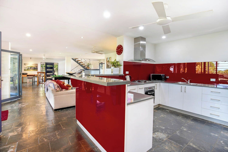 Interior 4, Golden Sands Retreat, Cox Peninsula