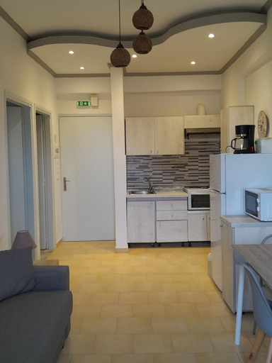 2, Sun Beach Apartment in Chania 3, Crete